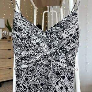 Vintage Y2K White House Black Market 100% Silk Midi Dress Snakeskin Size 6